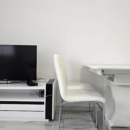 White Magic Apartman