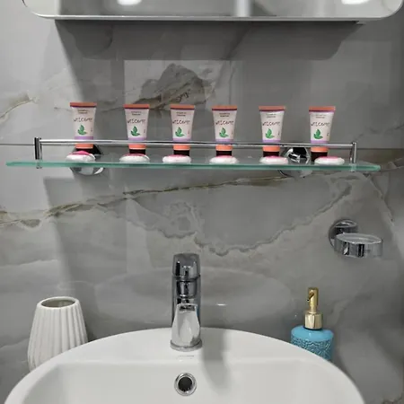 White Magic 公寓