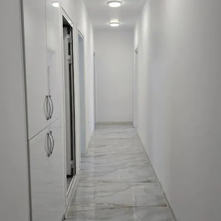 White Magic Apartman Várna
